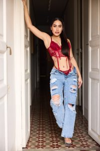 Bella 2